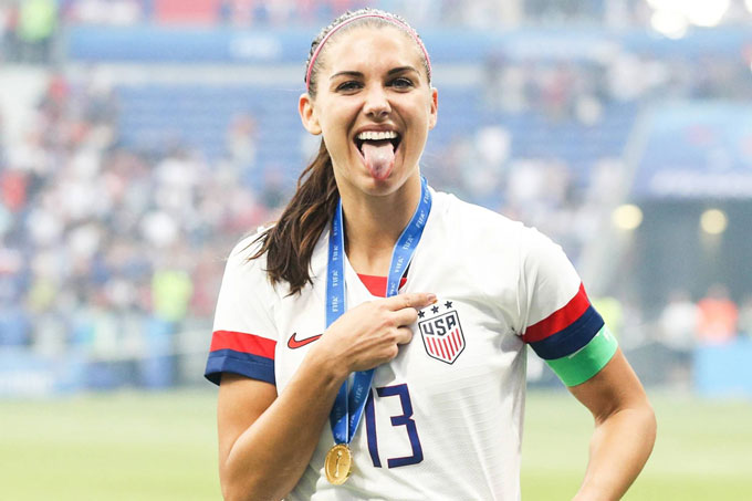 Alex Morgan (Mỹ)