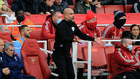 Pep Guardiola: 'Bù giờ thế, đến sáng hôm sau chúng tôi vẫn còn thi đấu'