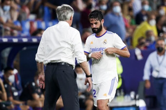 Isco từng trải qua hai mùa giải cuối cùng tồi tệ ở Real Madrid.