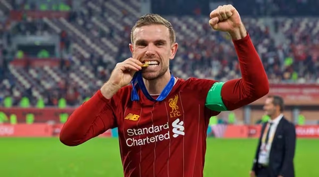 Khoảng trống do Henderson để lại có thể khiến Klopp phải thay đổi hệ thống chiến thuật