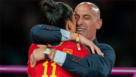 FIFA yêu cầu cấm Rubiales tham gia bóng đá 15 năm