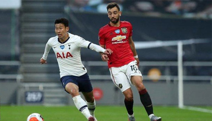 Tottenham (áo trắng) khó phá dớp trước MU?