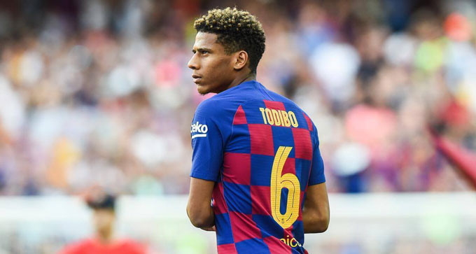 Todibo từng khoác áo Barca nhưng không thành công