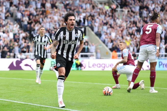 Tonali là cầu thủ thi đấu nổi bật trong chiến thắng 5-1 của Newcastle trước Aston Villa