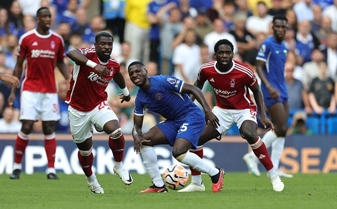 Caicedo đang gặp khó khăn ở Chelsea