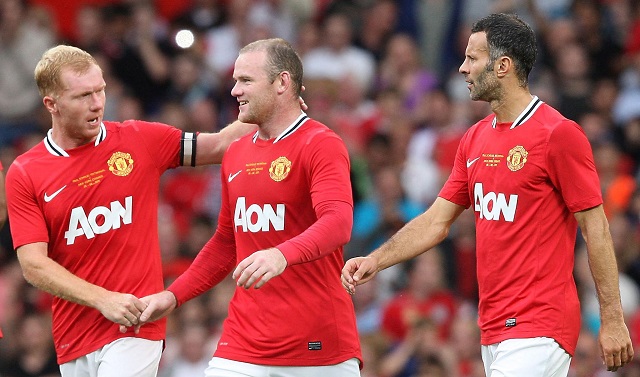 Lứa cầu thủ Giggs, Rooney, Scholes cũng đều dính bê bối về lối sống