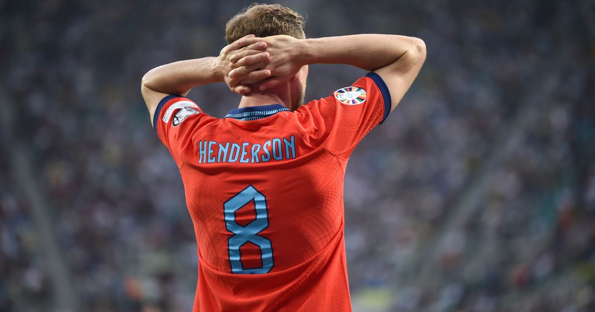 Henderson đã già và sa sút nhưng vẫn được Southgate tin dùng