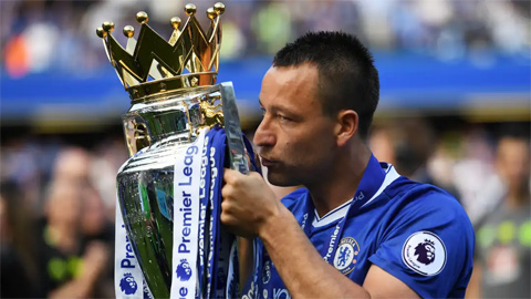 Terry muốn mua lại cổ phần của Chelsea