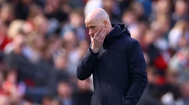 Ten Hag lại đối diện một MU khủng hoảng như khi ông mới nhậm chức vào tháng 8 năm ngoái