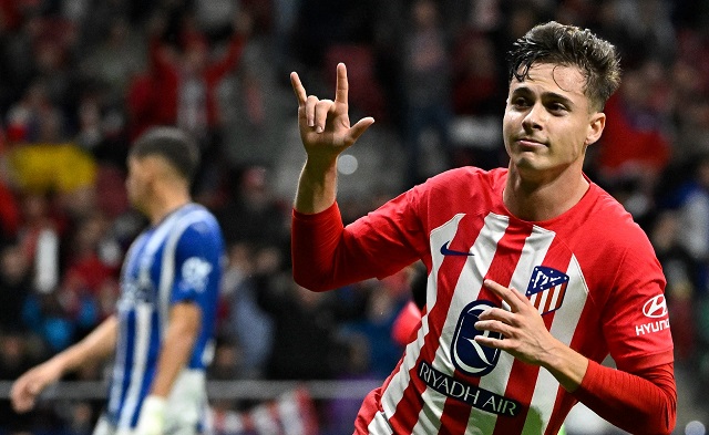 Atletico thi đấu nhàn nhã vẫn có 3 điểm trước Alaves