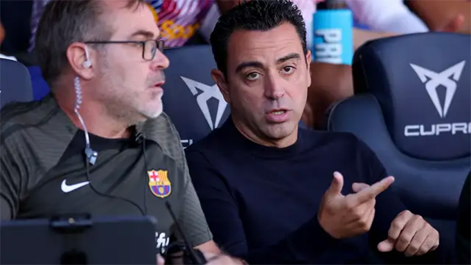 Nhưng Xavi góp phần khiến Barca thua ngược sau những màn thay người khó hiểu