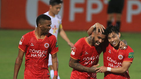 Cuộc đua vô địch V.League 2023/24: Công An Hà Nội và phần còn lại, hay…