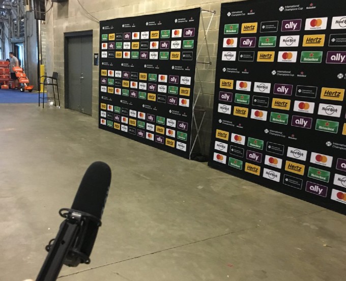 Khu vực Mixed Zone đã xuất hiện nhiều lâu năm ở bóng đá thế giới.