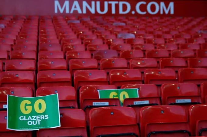 Sân Old Trafford đã không được tu sửa suốt thời gian dài.