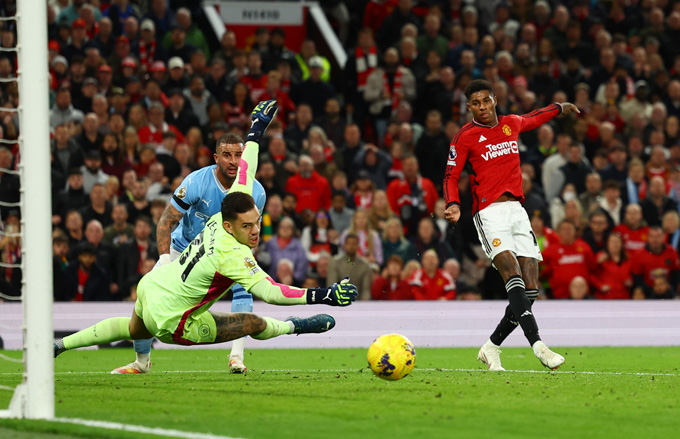 Rashford và các cầu thủ MU đã phung phí khá nhiều cơ hội mà Man City tạo cho