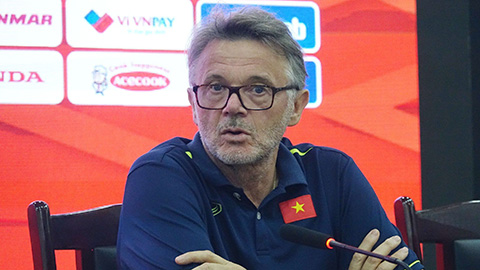 HLV Troussier: ‘Tôi không có nghĩa vụ chọn cầu thủ nổi tiếng, công thần trong quá khứ cho ĐT Việt Nam’