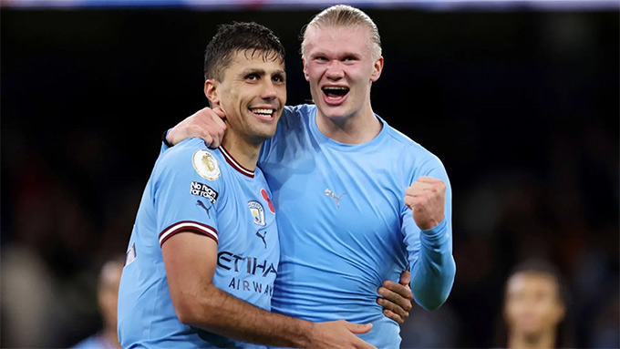 Hai ngôi sao được đánh giá chơi hay nhất Man City từ đầu mùa