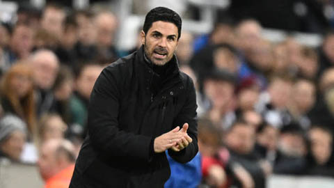 Arteta phản đối hình phạt của FA