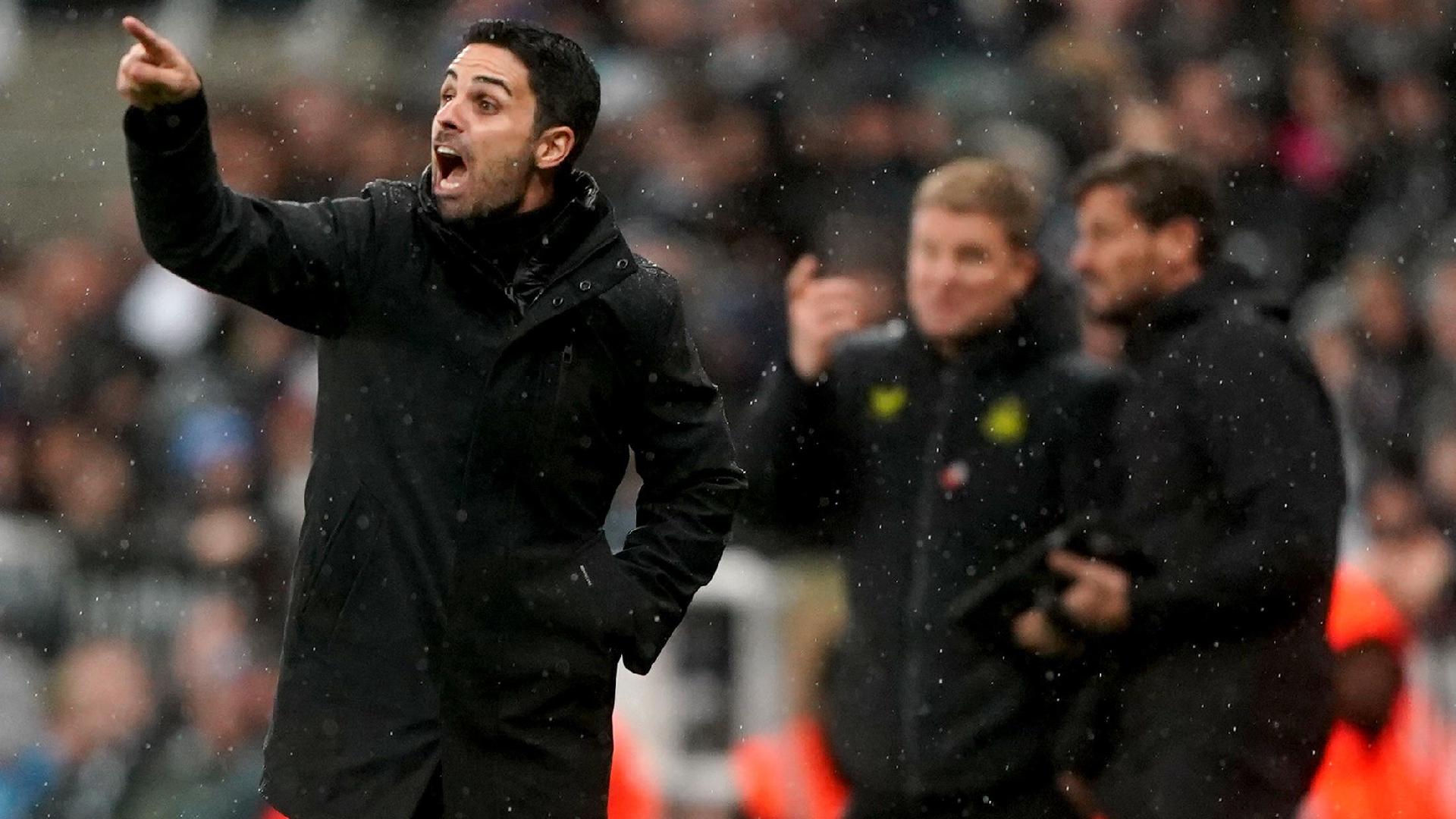 HLV Mikel Arteta của Arsenal chửi VAR là thứ nhơ bẩn