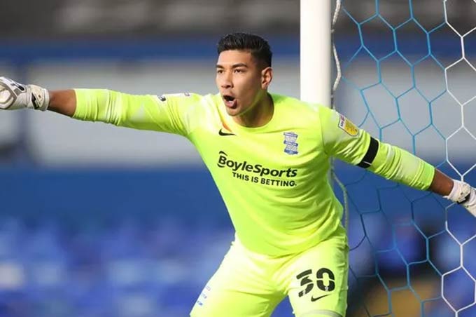 Etheridge trở thành người thừa ở Birmingham