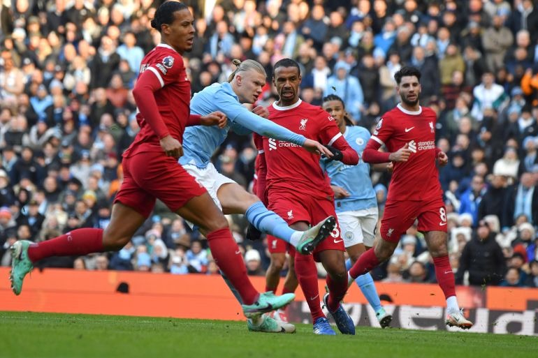 Haaland lập kỷ lục cá nhân, nhưng Man City mất ngôi đầu bảng