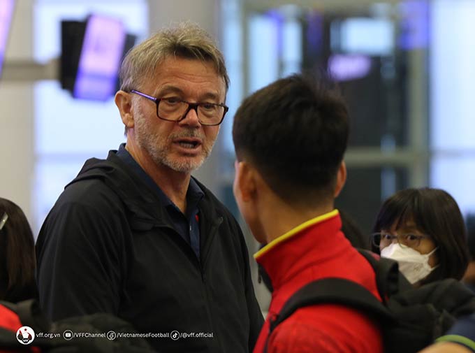 HLV Troussier sẽ bước vào hành trình vòng loại thứ hai World Cup 2026 cùng ĐT Việt Nam với chuyến làm khách của ĐT Philippines