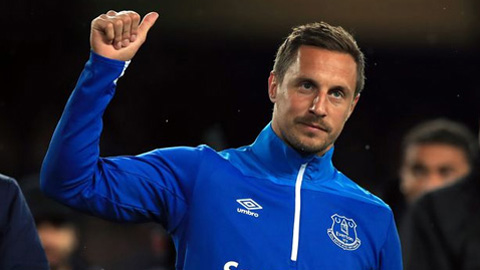 Phil Jagielka giải nghệ sau hơn 800 lần ra sân