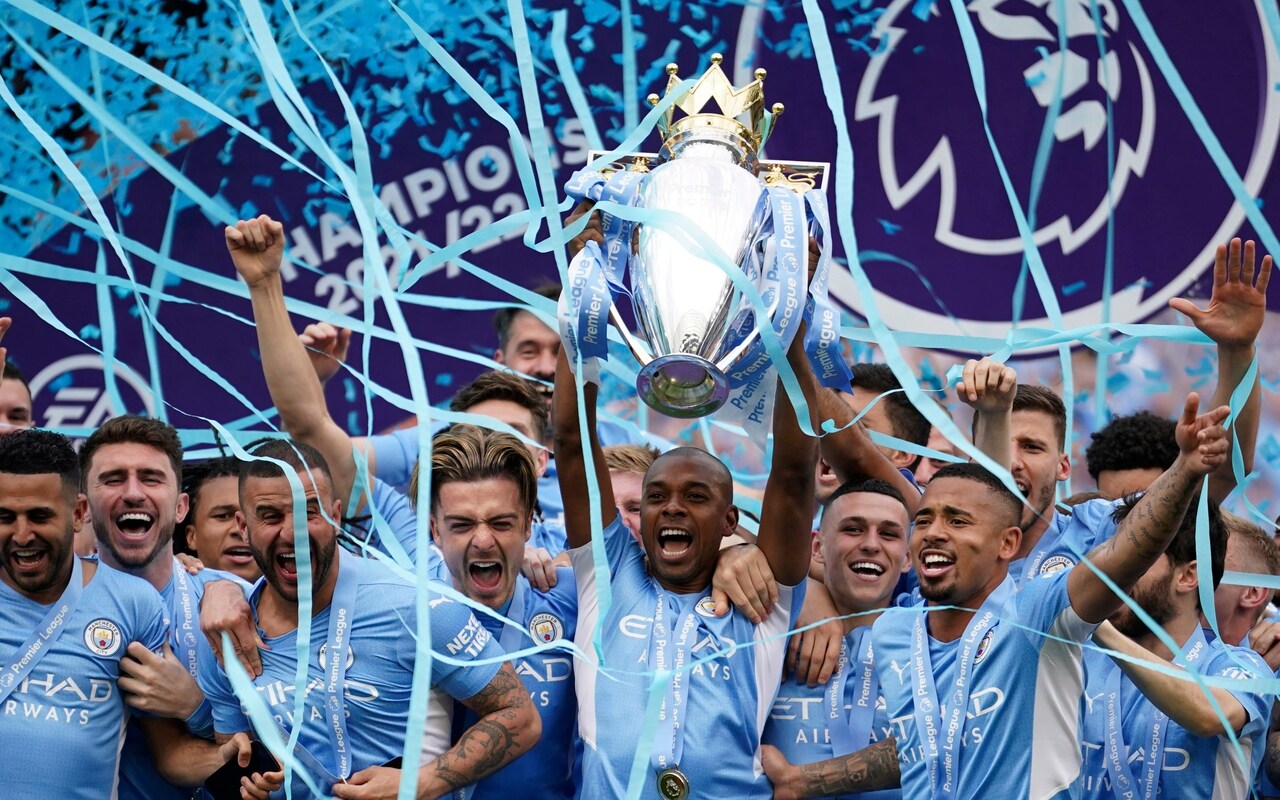 Nếu vô địch mùa này, Man City sẽ có 4 danh hiệu Premier League liên tiếp, điều chưa đội nào làm được trong 138 năm qua