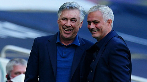 HLV Mourinho khuyên Ancelotti đừng dại dột