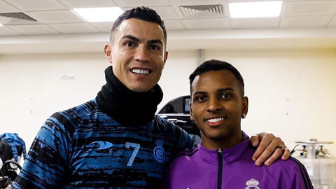 Rodrygo cân bằng thành tích của Ronaldo