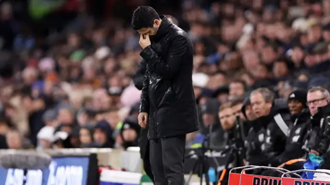 Arteta thừa nhận Arsenal 'khó có cửa vô địch' 