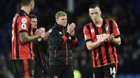 Eddie Howe giấu bệnh, cống hiến hết mình cho Newcastle