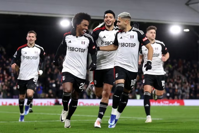 Niềm vui sẽ ở lại với các cầu thủ Fulham