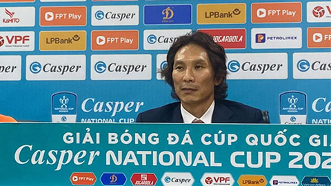 HLV Gong Oh Kyun làm điều chưa từng thấy ở CAHN trong ngày ra mắt V.League