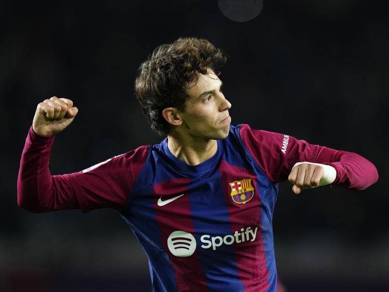 Pha ăn mừng gây tranh cãi của Joao Felix sau khi chọc thủng lưới Atletico