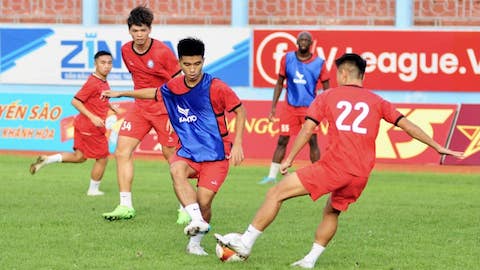 CLB Khánh Hòa được trả nợ, tiếp tục thi đấu V.League