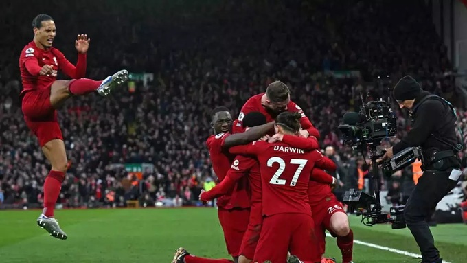 Liverpool vừa vô địch lượt đi giải Ngoại hạng Anh