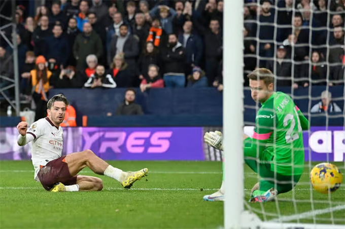 Grealish ấn định chiến thắng ngược dòng trước Luton cho Man City