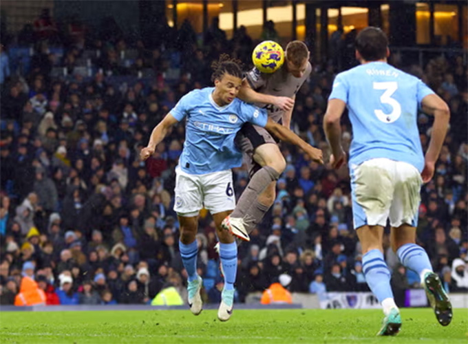 Tottenham đã có một trận đấu ngoan cường để cầm hòa Man City