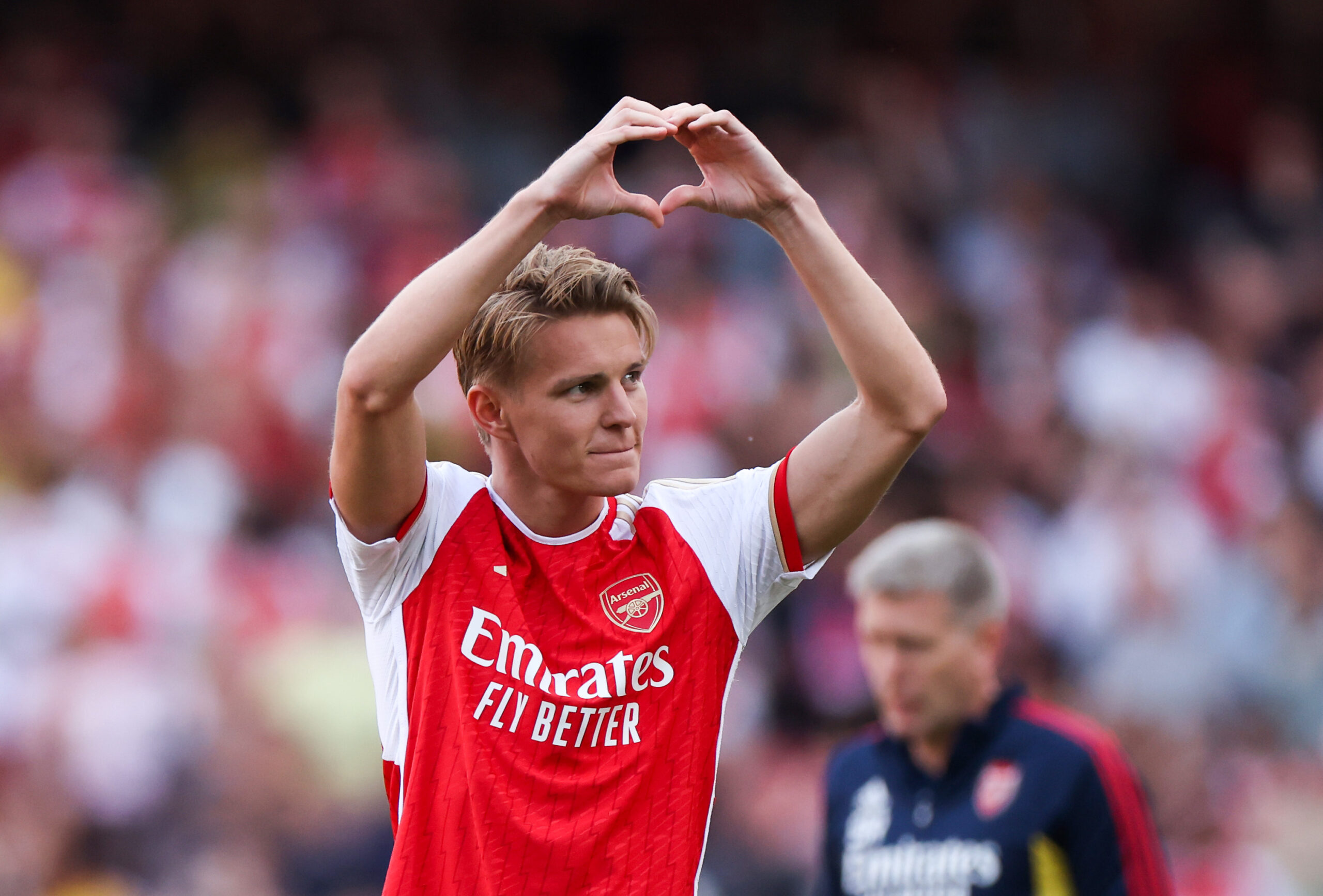 Martin Odegaard đang là thủ lĩnh của Arsenal