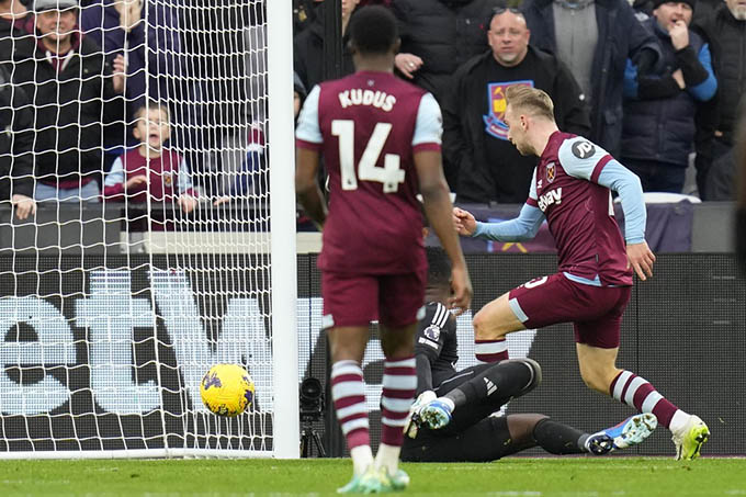 MU đã thua 0-2 trước West Ham