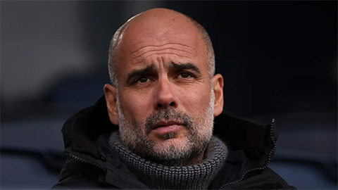 Pep Guardiola lần đầu làm một việc tại Man City