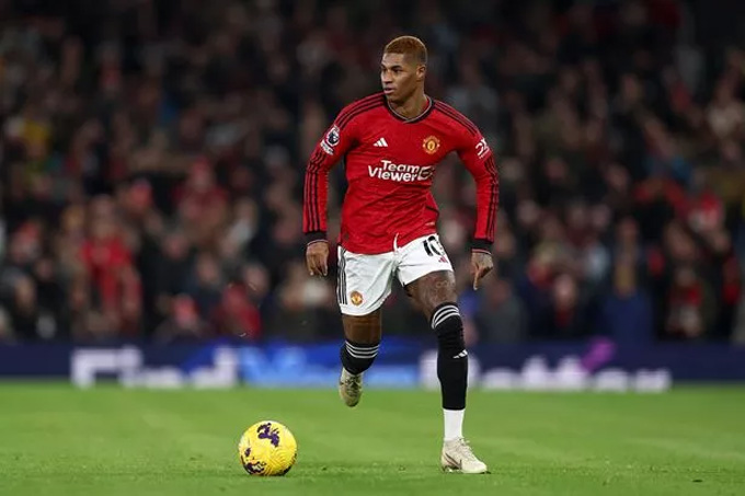 Rashford đã chơi tốt trong ngày được trở lại đội hình chính của MU