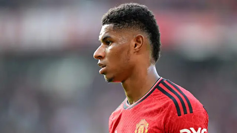 Rashford mắc 11 lỗi ở trận thua Newcastle, vùng vằng khi bị thay ra