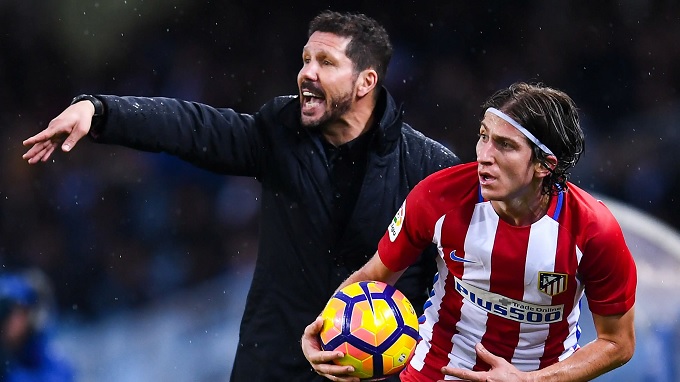 Simeone thôi thúc Luis trở thành HLV