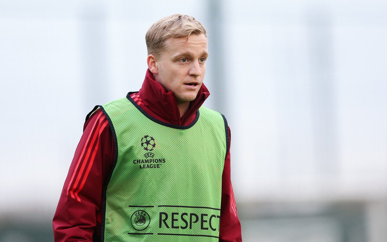 Donny van de Beek đã chùn bước trước dấu hiệu thất bại đầu tiên.