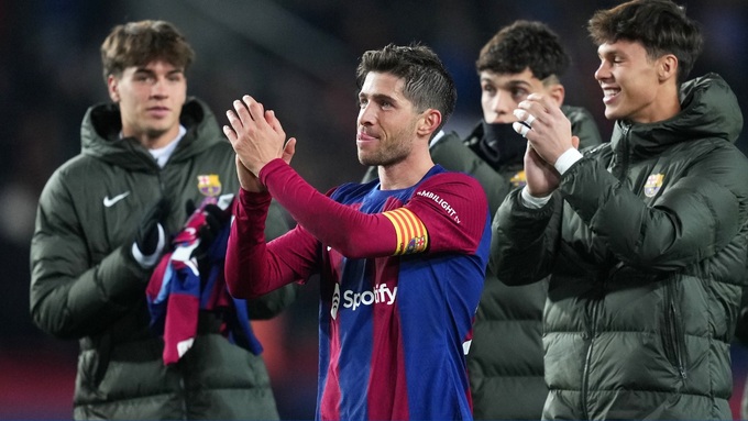 Xavi coi Sergi Roberto là hình mẫu cho các cầu thủ trẻ ở Barca.