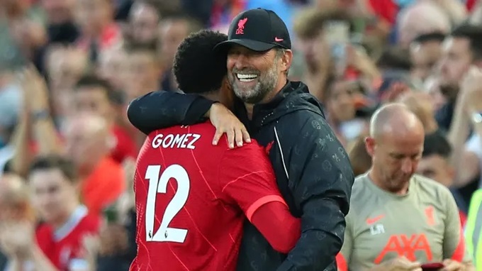 Klopp vẫn cần những hậu vệ thuần như Joe Gomez