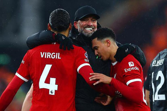 Với Van Dijk, Klopp luôn là người thầy đặc biệt